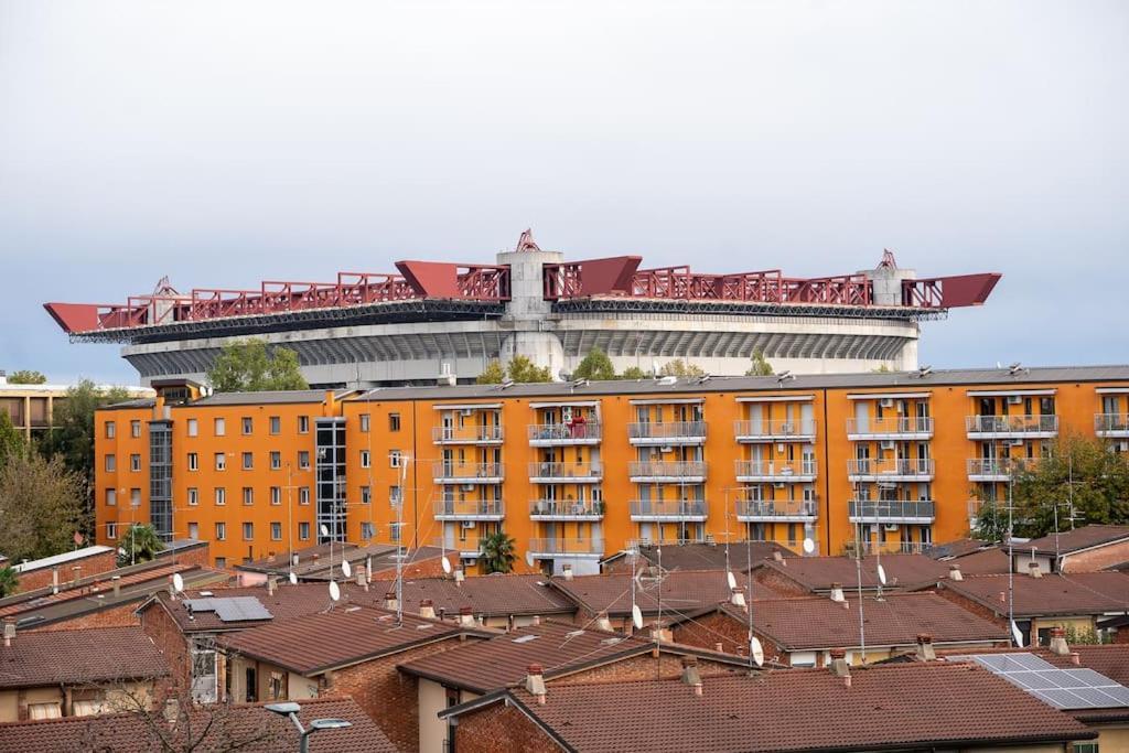 Appartamento A 500 Metri Da San Siro Milano Exterior foto